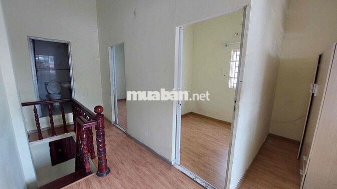 cho thuê nhà Nguyên Căn 2 lầu -2pn,2wc Hẻm 3m Dương Quảng Hàm ,p5, GV
