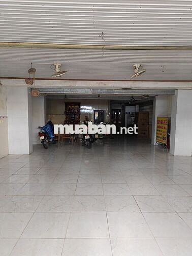 Nhà mặt tiền, 252m2, 3 phòng ngủ, đường Huỳnh Minh Mương, Củ Chi