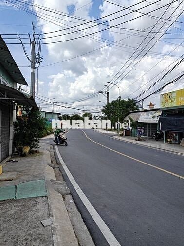 Nhà mặt tiền, 252m2, 3 phòng ngủ, đường Huỳnh Minh Mương, Củ Chi