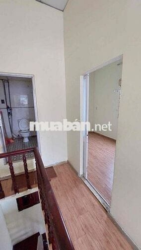 cho thuê nhà Nguyên Căn 2 lầu -2pn,2wc Hẻm 3m Dương Quảng Hàm ,p5, GV