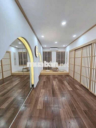 Cho thuê nhà MT Điện Biên Phủ Q1, 4x25m, trệt 2 lầu, giá 39tr/tháng