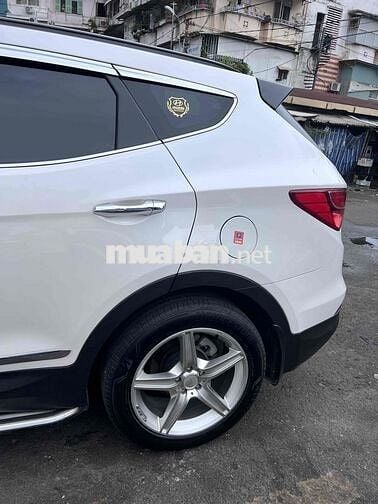 Hyundai Santa Fe 2015 2.4L - 87000 km chuẩn