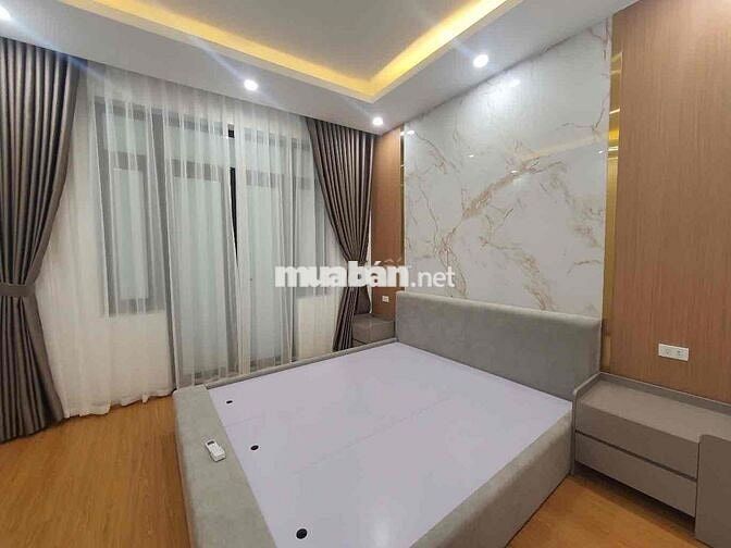 Cần bán nhà 108 bùi xương trạch- 40/45 4t
