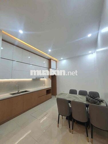 Cần bán nhà 108 bùi xương trạch- 40/45 4t