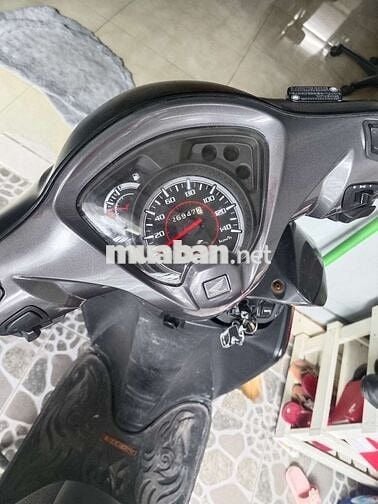 Cần tiền e bán vison zin mới làm nồi hãng 3tr