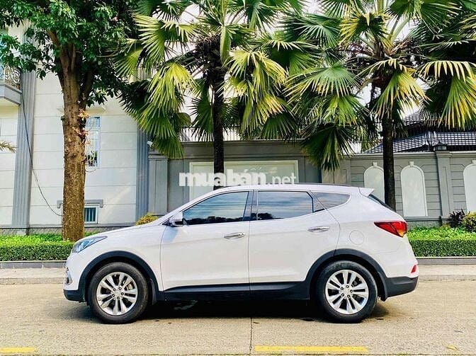 Hyundai Santa Fe 2*** km quá rẻ