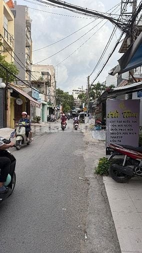 🌈 BÁN CHDV 3LẦU ĐƯỜNG TRẦN BÌNH TRỌNG , P1 , QUẬN - GV