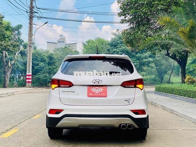Hyundai Santa Fe 2*** km quá rẻ