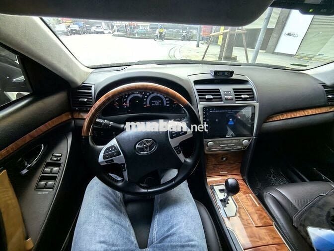 Toyota Camry 2011 3.5Q - 120000 km