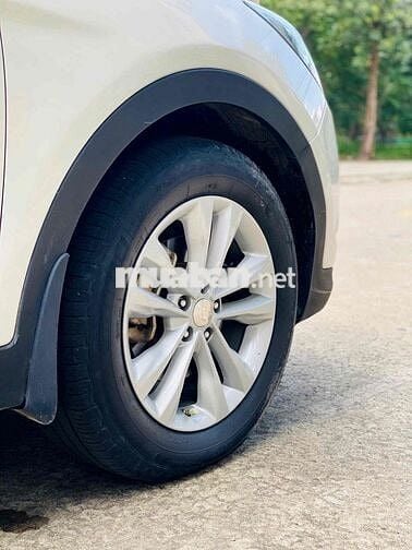 Hyundai Santa Fe 2*** km quá rẻ