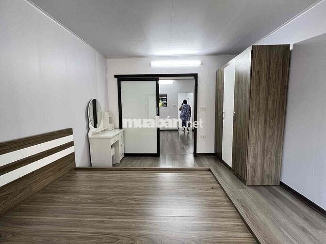 Nhà tập thể Hoàng Đạo Thành, 100m2, 3n 2vs. giá 4.85 tỷ