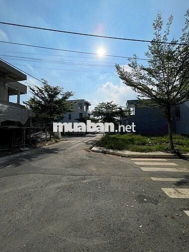 NỀN ĐẤT *** GIÁ 1 TỶ 750 NGAY TRUNG TÂM PHƯỜNG TÂN TRIỀU !!