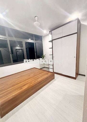 CĂN HỘ DỊCH VỤ 6 TẦNG THANG MÁY, PHỐ TRIỀU KHÚC