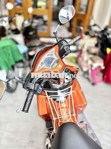 CHÍNH CHỦ CẦN BÁN XE AIR BLADE 2014 ĐẸP HCM