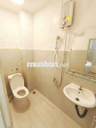 Căn hộ vị trí siêu đẹp mặt tiền đường Nguyễn Văn Trỗi, Phú Nhuận