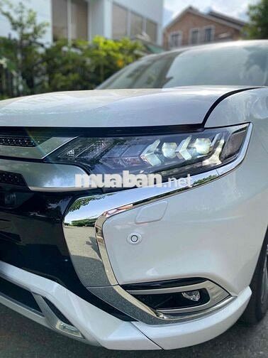 Mitsubishi Outlander 2022 Premium - 26000km