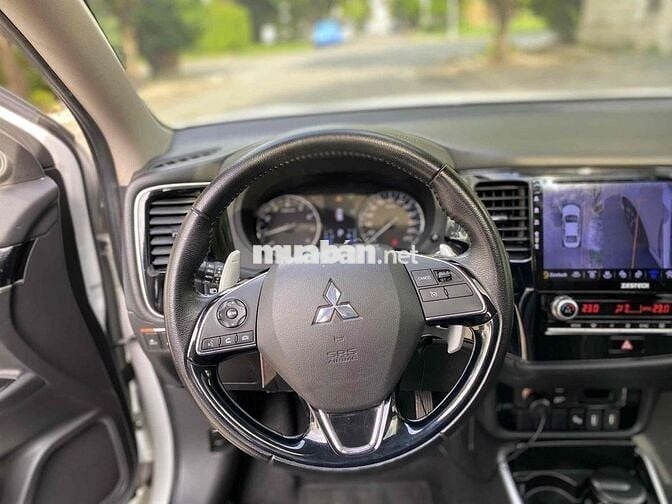 Mitsubishi Outlander 2022 Premium - 26000km