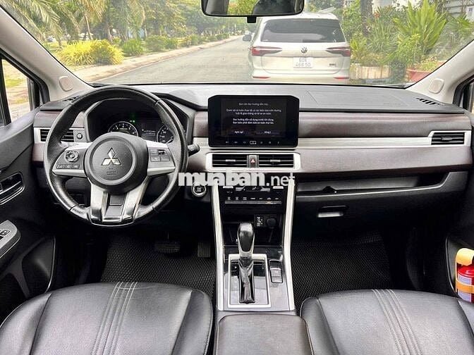 Mitsubishi Xpander 2022 AT Premium - 25000 km