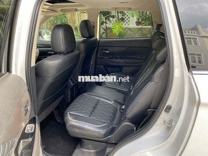 Mitsubishi Outlander 2022 Premium - 26000km