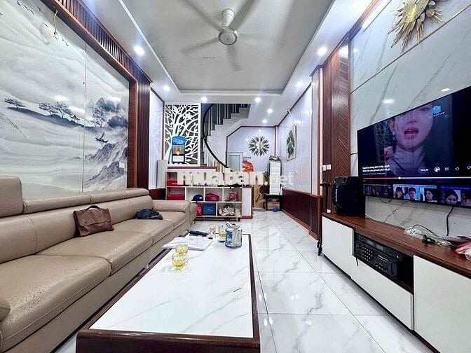 BÁN NHÀ QUAN NHÂN THANH XUÂN HAI MẶT THOÁNG GẦN PHỐ DT:32m2* 5Tầng