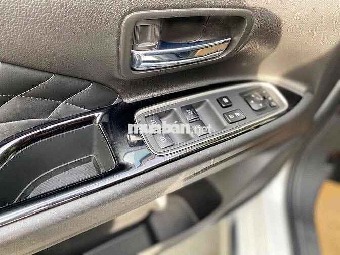 Mitsubishi Outlander 2022 Premium - 26000km