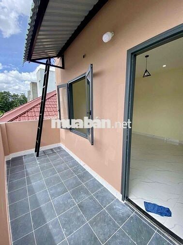 Nhà Mới Đẹp DT 4x15 1Trệt 1Đúc Lửng 3Pn 2Wc Đường Nhựa Xe Tải Đậu Cửa