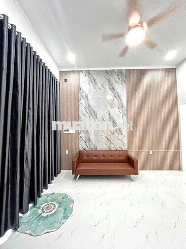 Nhà cấp 4 Định Hoà hiện đại. 2pn,sân oto mặt tiền Dx64 Bình Dương cũ