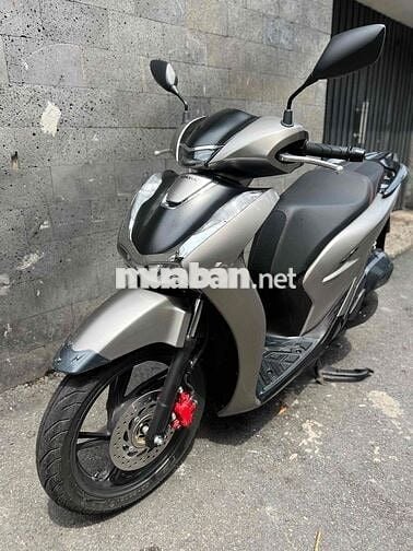 cần bán sh160abs 2025 đi 900km