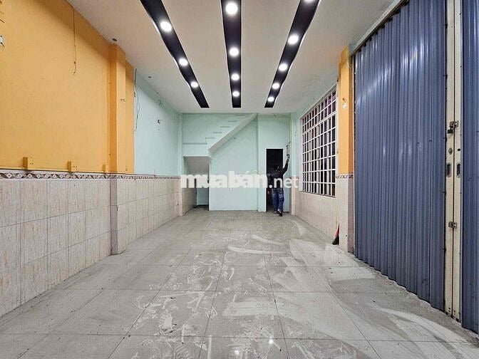 Cần bán nhà 2 mặt tiền 4 tầng trung tâm hoàng diệu quận Hải Châu