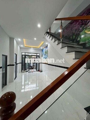 Bán 4 Căn Nhà Liền Kề - Sang Trọng Vừa Hoàn Thiện P. Tân Vạn