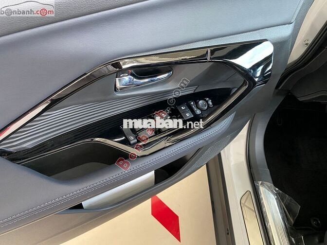 Toyota Yaris Cross 1.5 D-CVT 2025 - 590 Triệu
