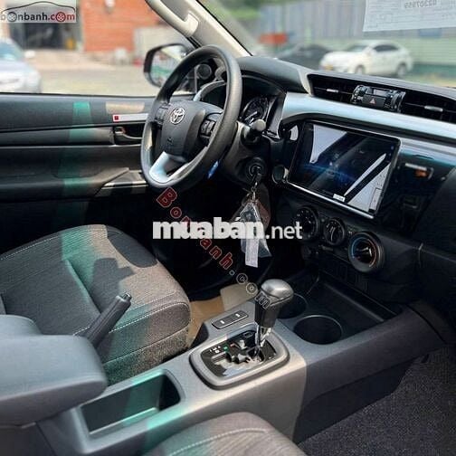 Toyota Hilux 2025 2.4L 4x2 AT