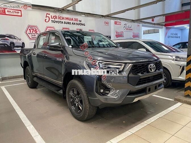 Toyota Hilux 2025 2.4L 4x2 AT
