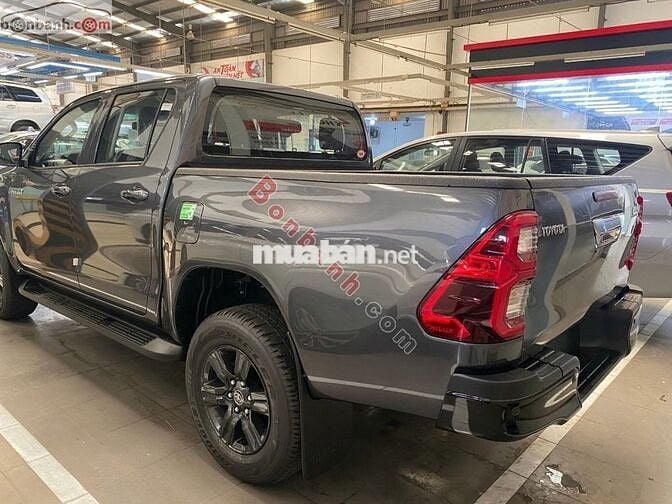 Toyota Hilux 2025 2.4L 4x2 AT
