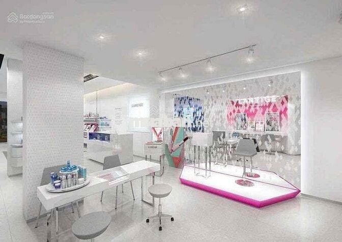 Vị Trí Vip -  Góc 2 Mặt Tiền Đường Hai Bà Trưng, Quận 1