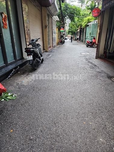 Bán Mặt ngõ Vũ Tông Phan, ô tô vào nhà, thang máy.6 tầng ( giá 8,5tỷ
