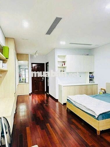 Cho thuê nhà 436A Đường 3/2, Phường 12, Quận 10.