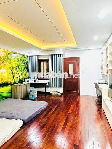 Cho thuê nhà 436A Đường 3/2, Phường 12, Quận 10.