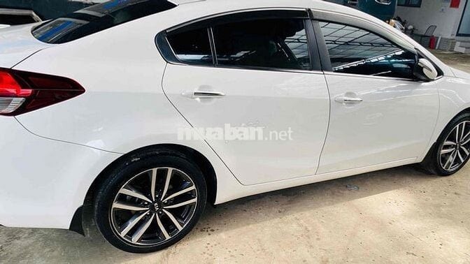 Kia Cerato 2016 2.0 AT - Xe GĐ đẹp xuất sắc
