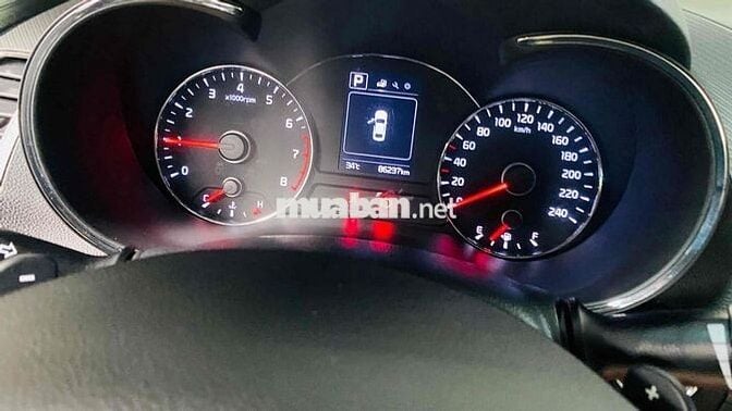 Kia Cerato 2016 2.0 AT - Xe GĐ đẹp xuất sắc
