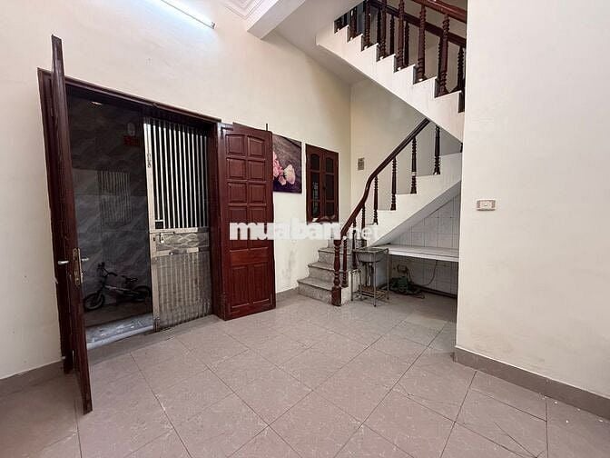 Bán Nhà 190 Lò Đúc 30M x 4T Giá 5,5 Tỷ. Lô góc, 2 mặt ngõ, 30m ô tô