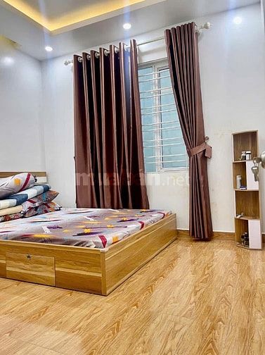 HIẾM CÓ! NHÀ NGAY ĐƯỜNG ĐẤT THÁNH-KHU SẦM UẤT-GIÁ 2,64TỶ-48M2-TÂN BÌNH