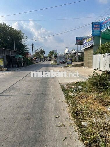đất trung tâm thành phố Gò Công , phường Sơn Qui . 120m2 . full thổ.