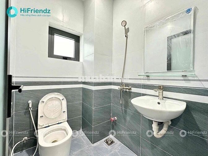 Duplex Cửa Sổ Mới 100% Full NT Free Xe Sát UEH ( N)  , VHU - HF
