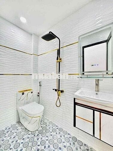 Bán Nhà ngay Trường Nguyễn Du p11. đường Thống Nhất. 7x5. trệt lầu.