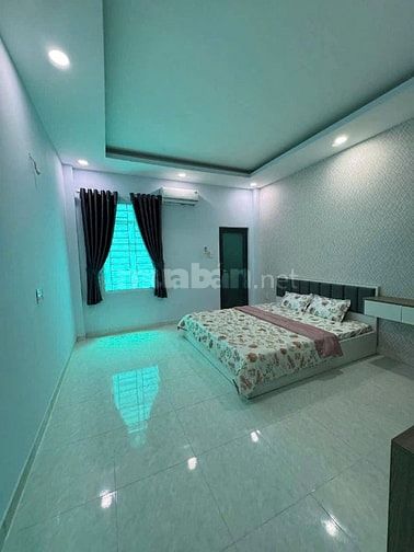 Bán gấp nhà Phan Huy Ích, p14, Gò Vấp, giá mềm chỉ 2,15 tỷ, sổ riêng