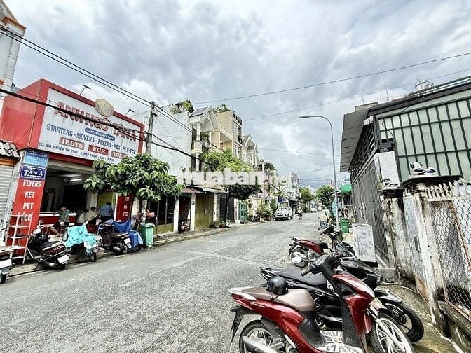 Bán nhà Mặt Tiền Đường Nguyễn Thị Thơi gần chợ Giãn Dân. Giá : 6,29 tỷ