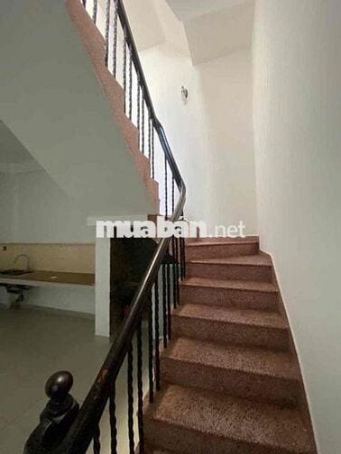 NHÀ 2 PN, 3WC, CÓ SẴN MÁY LẠNH