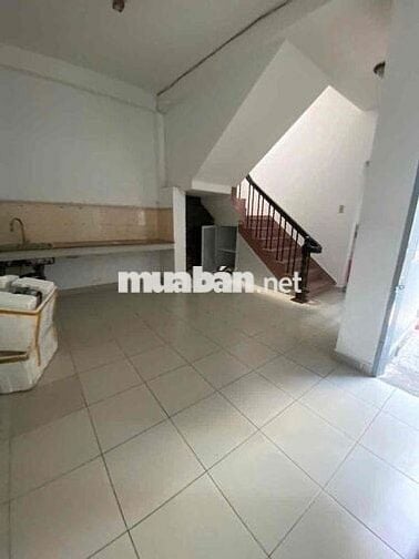 NHÀ 2 PN, 3WC, CÓ SẴN MÁY LẠNH