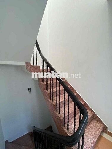 NHÀ 2 PN, 3WC, CÓ SẴN MÁY LẠNH